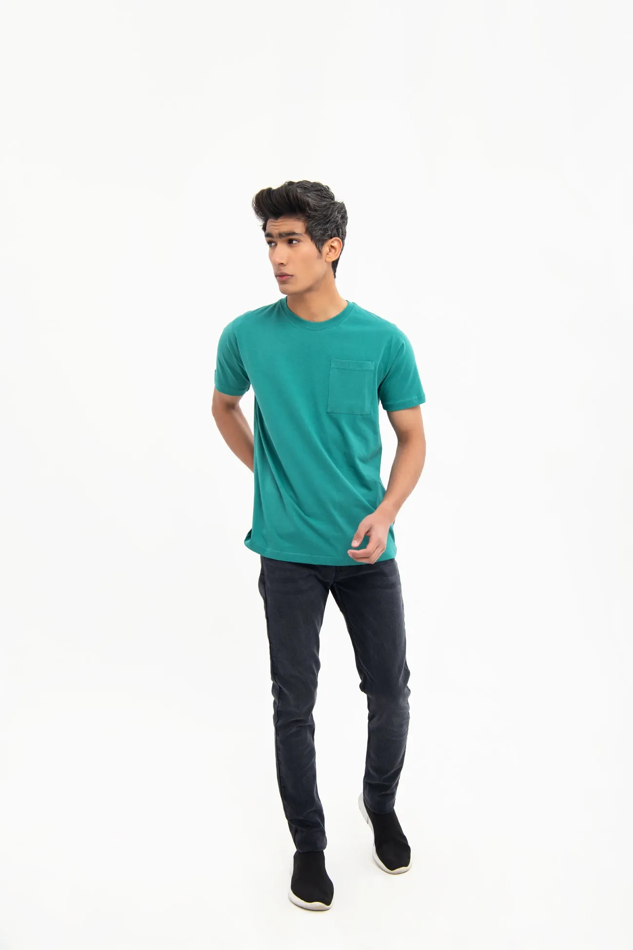 CREW NECK T-SHIRT WITH PATCH POCKET