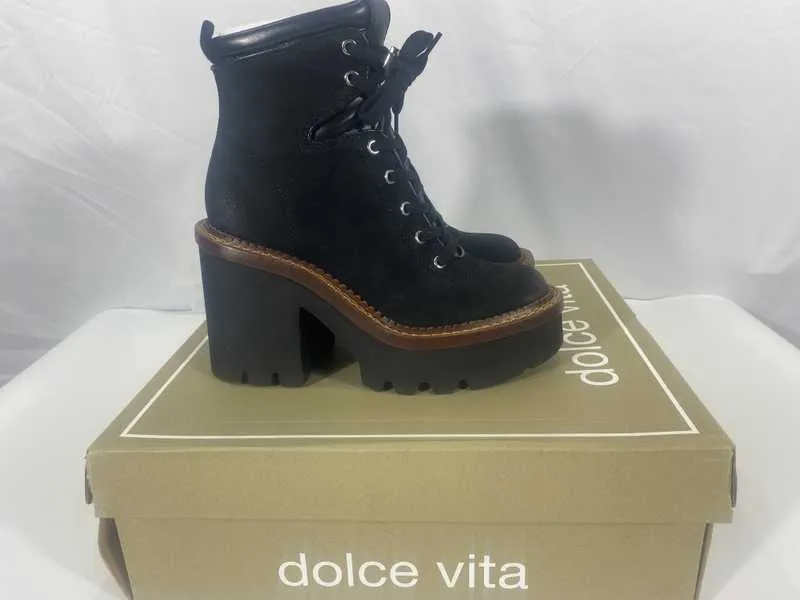 DOMMIE BOOTS BLACK NUBUCK - re:vita